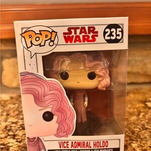 Star Wars Pop! Vice Admiral Holdo Figure